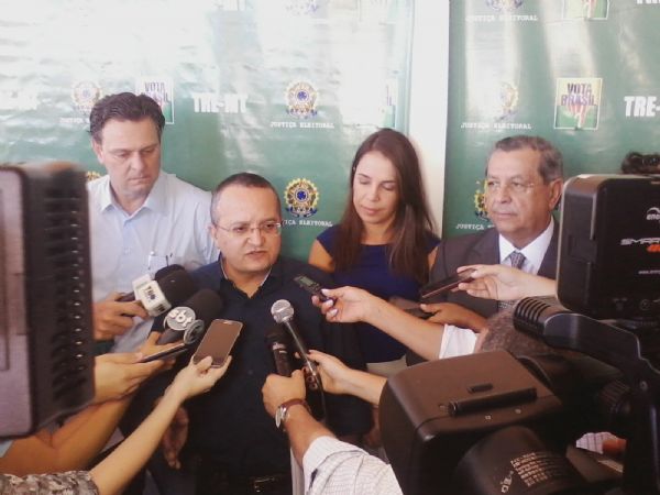 Pedro Taques estima investir at R$ 34 milhes, registra chapa e pede para Justia Eleitoral de MT manter nvel elevado